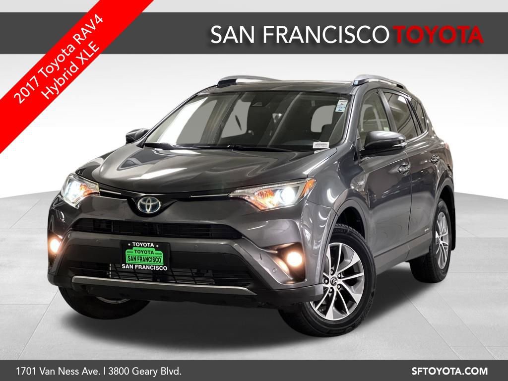 Used 2017 Toyota RAV4 XLE image 1