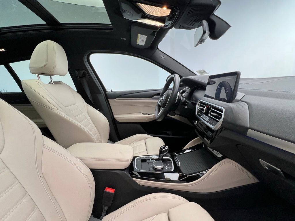Certified 2024 BMW X4 M40i w/ Premium Package image 6