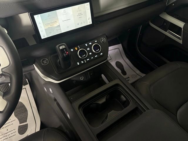 Certified 2023 Land Rover Defender 90 S image 38