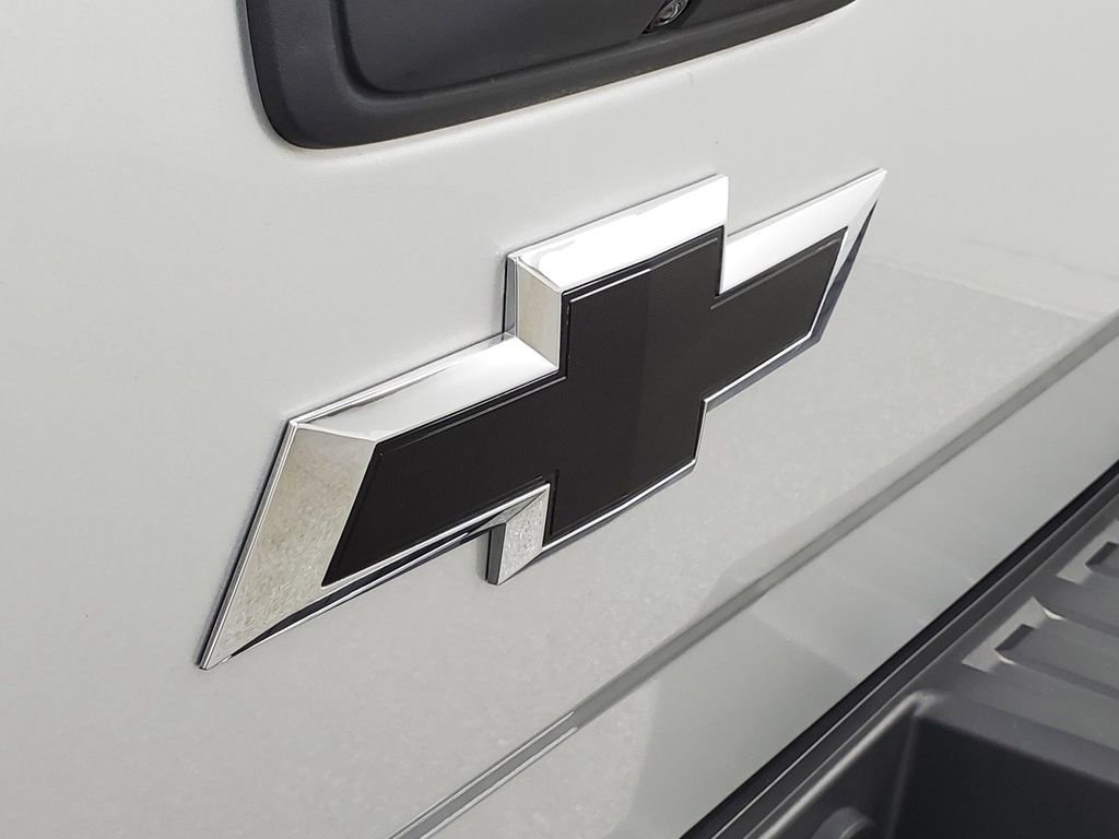 Used 2019 Chevrolet Silverado 1500 LT w/ All Star Edition image 23