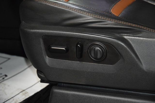 Used 2020 GMC Sierra 2500 AT4 w/ Technology Package image 37