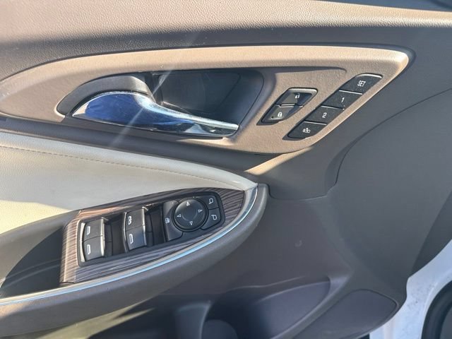 Used 2020 Chevrolet Malibu Premier FWD image 17
