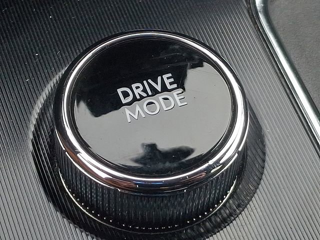 Used 2020 Lincoln Corsair AWD w/ Premium Package image 24