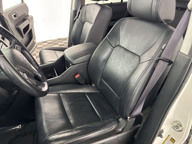 Used 2015 Honda Pilot Touring image 23