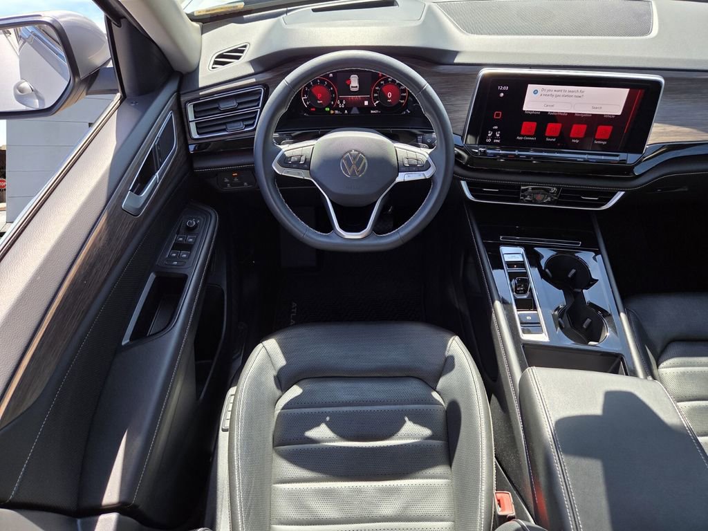 Used 2024 Volkswagen Atlas SEL image 8