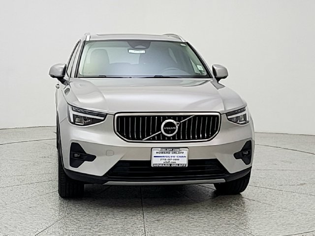 Certified 2023 Volvo XC40 B5 Plus w/ Protection Package Premier AWD/4WD image 2