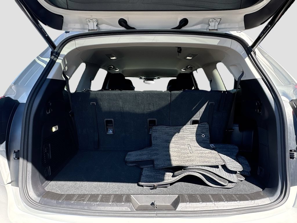 Certified 2025 Subaru Ascent Premium AWD/4WD image 24