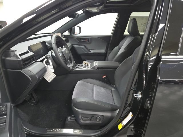 New 2026 Toyota RAV4 XSE AWD/4WD image 19