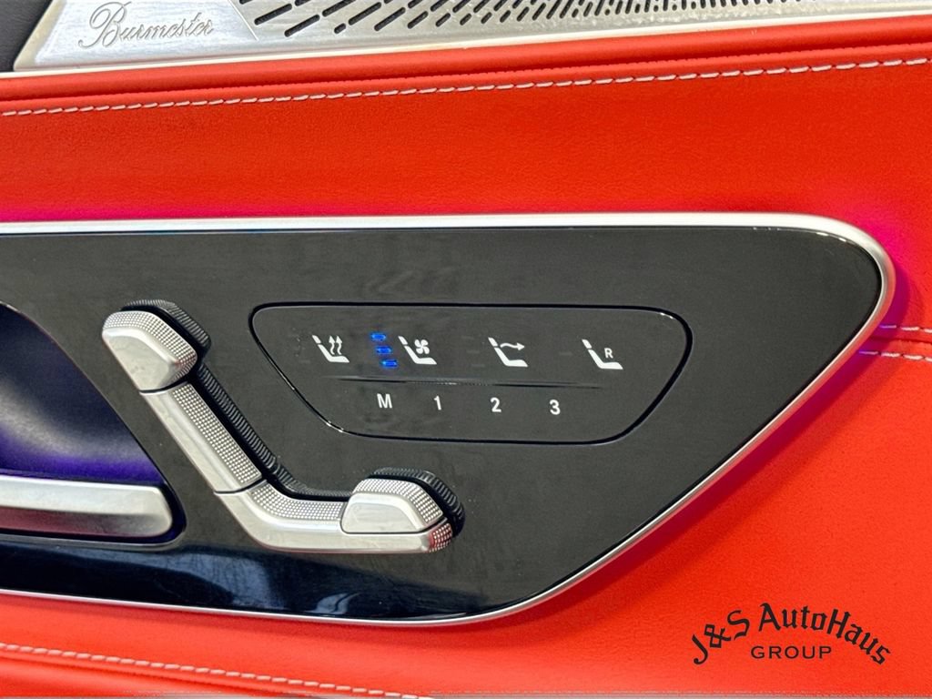 Used 2022 Mercedes-Benz SL 55 AMG 4MATIC w/ Driver Assistance Package image 27