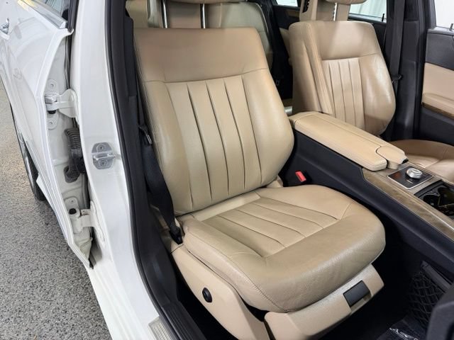 Used 2011 Mercedes-Benz E 350 4MATIC Wagon image 22