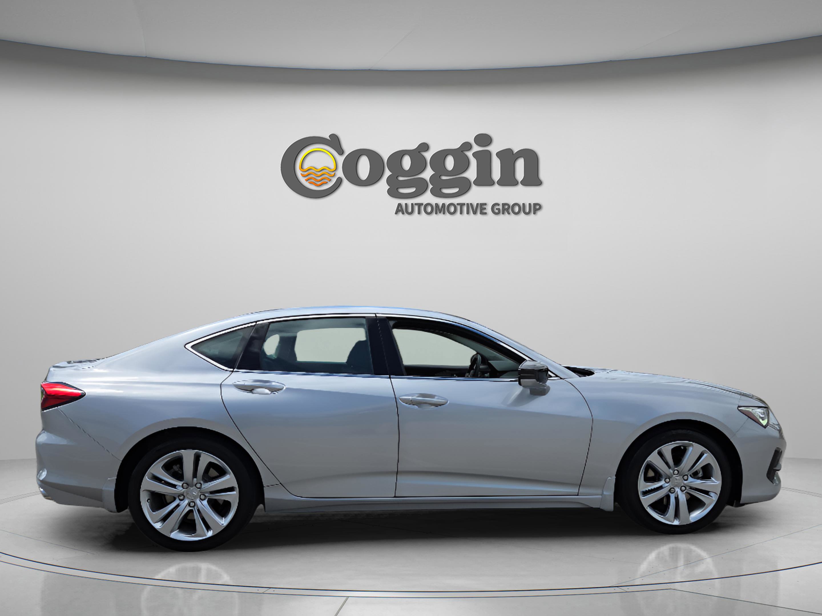 Used 2023 Acura TLX w/ Technology Package FWD image 6