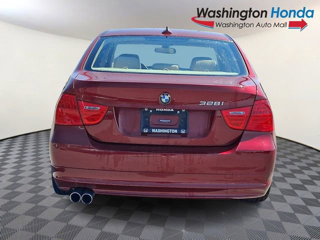 Used 2011 BMW 328i xDrive Sedan image 5