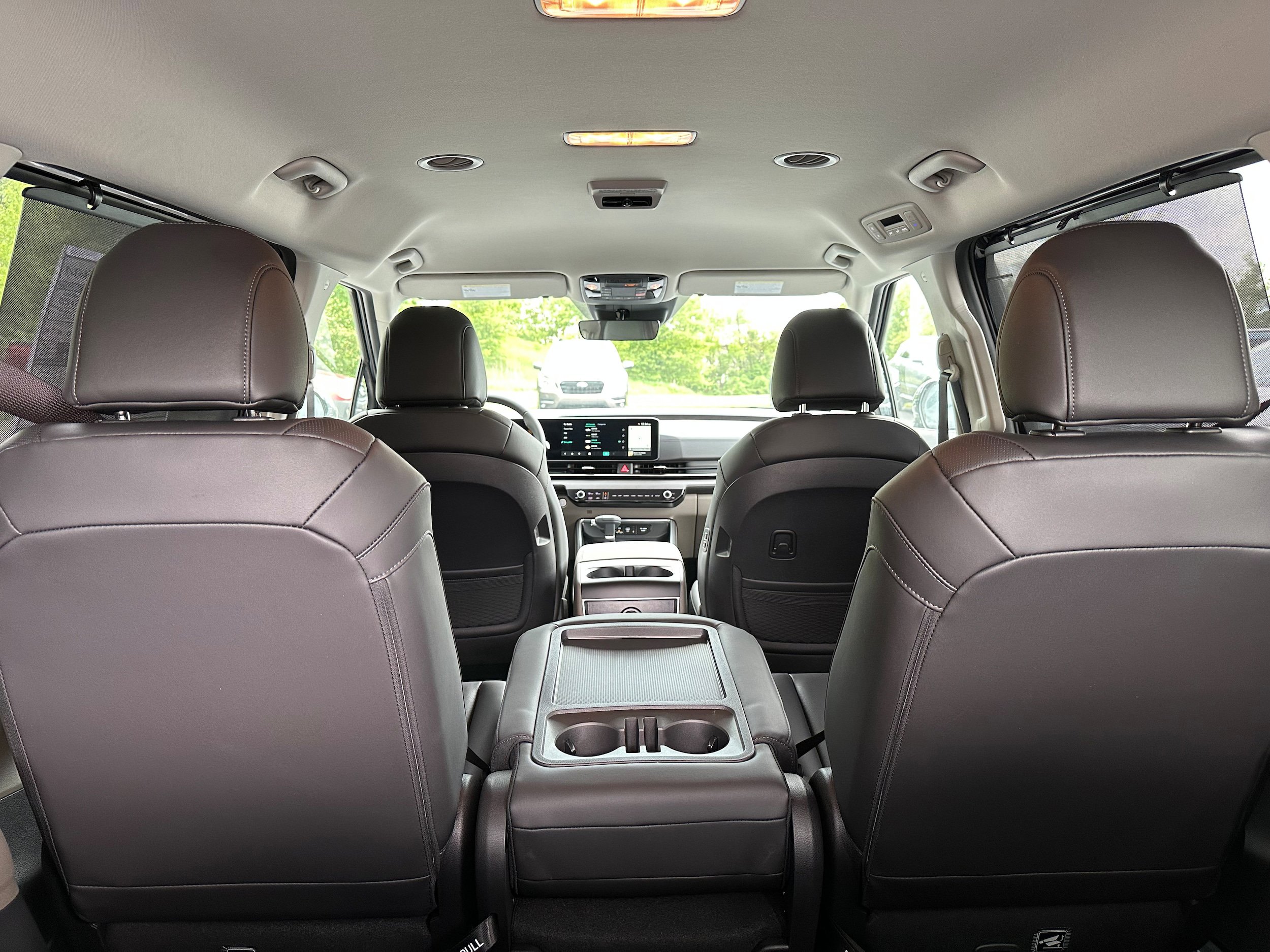 New 2026 Kia Carnival EX FWD image 11