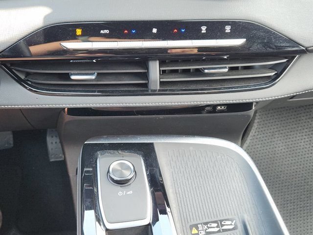 Used 2026 Buick Enclave Sport Touring FWD image 26