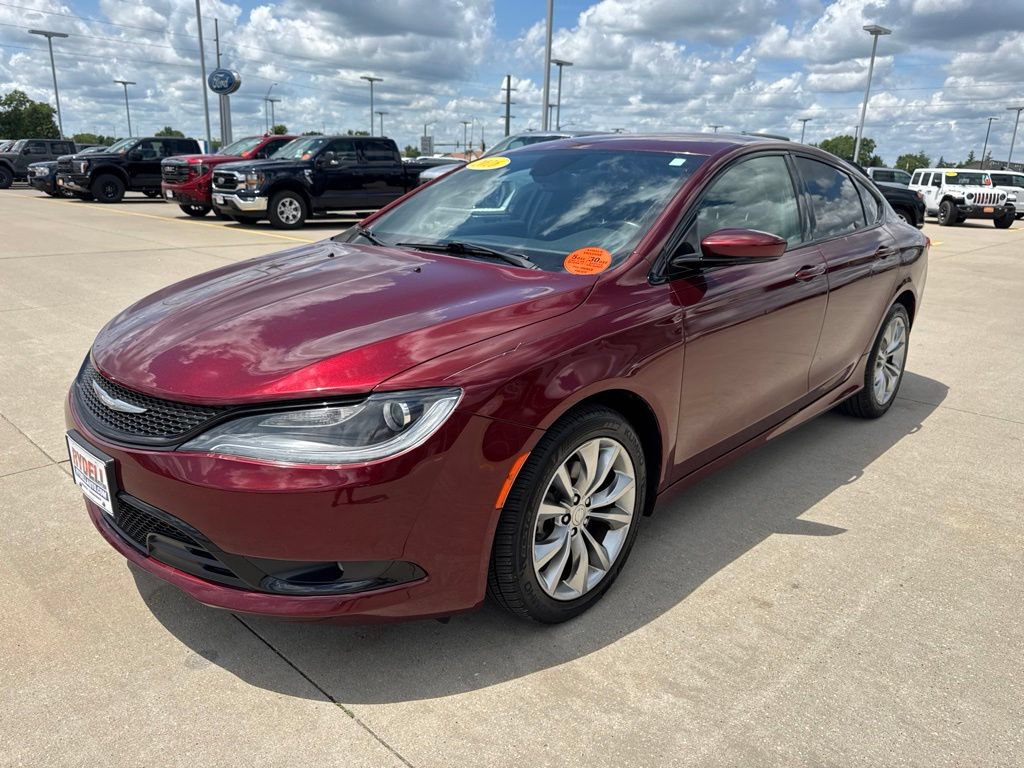 Used 2016 Chrysler 200 S w/ Comfort Group FWD image 24