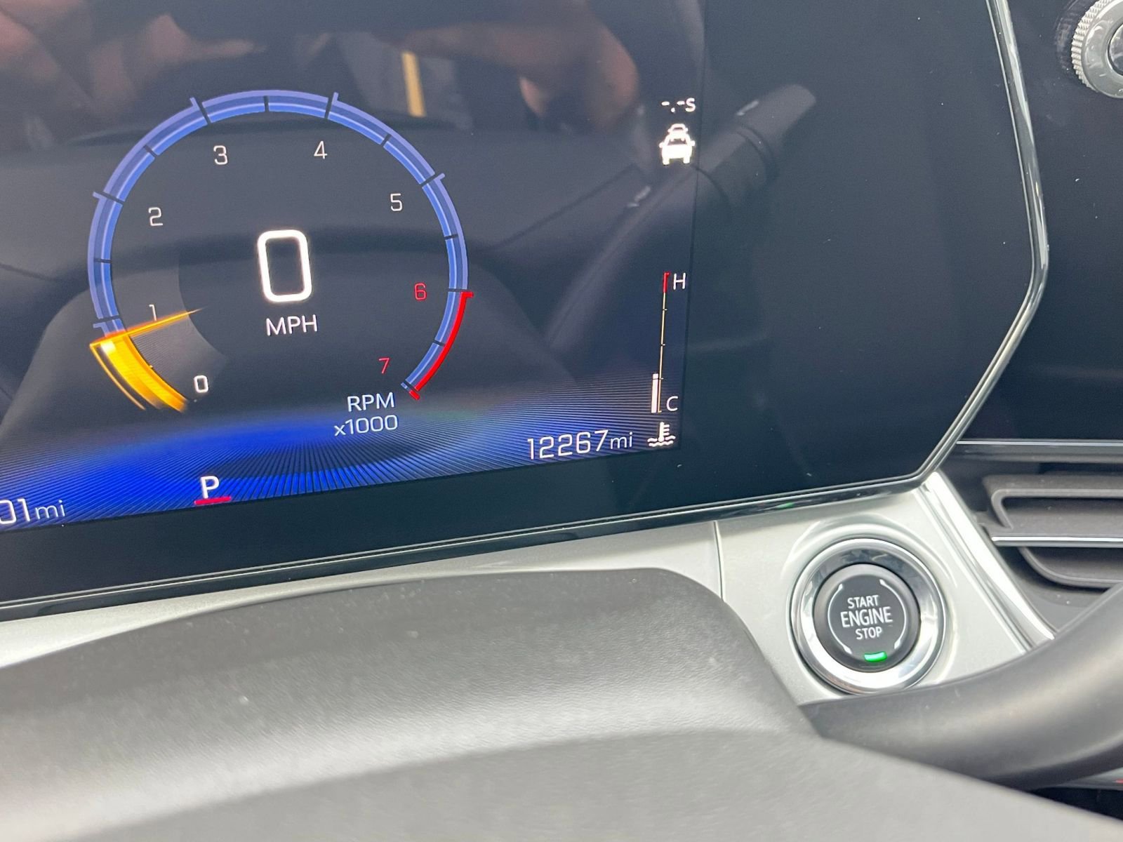 Used 2025 Chevrolet Trax LT image 38