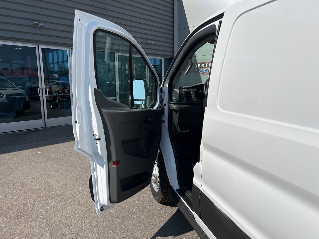 New 2025 Ford Transit 350 Low Roof AWD w/ Load Area Protection Package image 8
