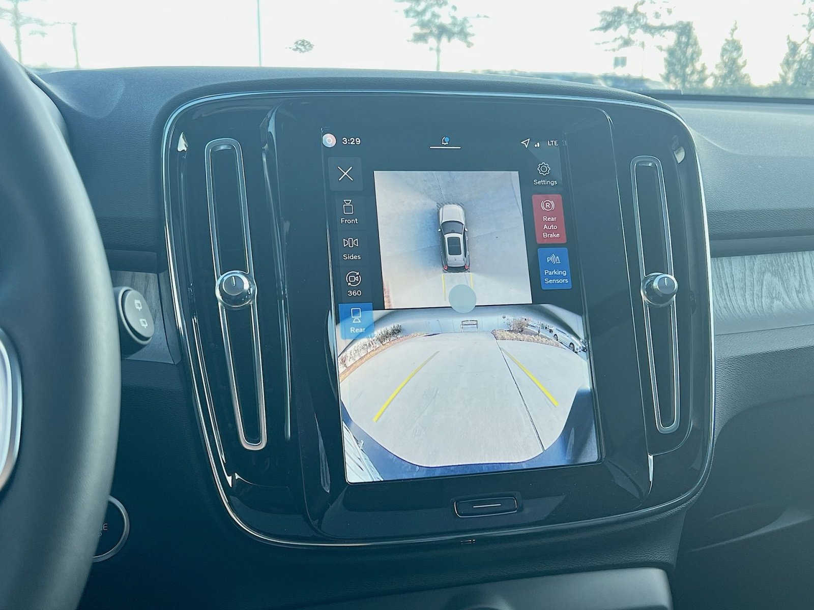 New 2026 Volvo XC40 B5 Plus w/ Protection Package Premier image 19