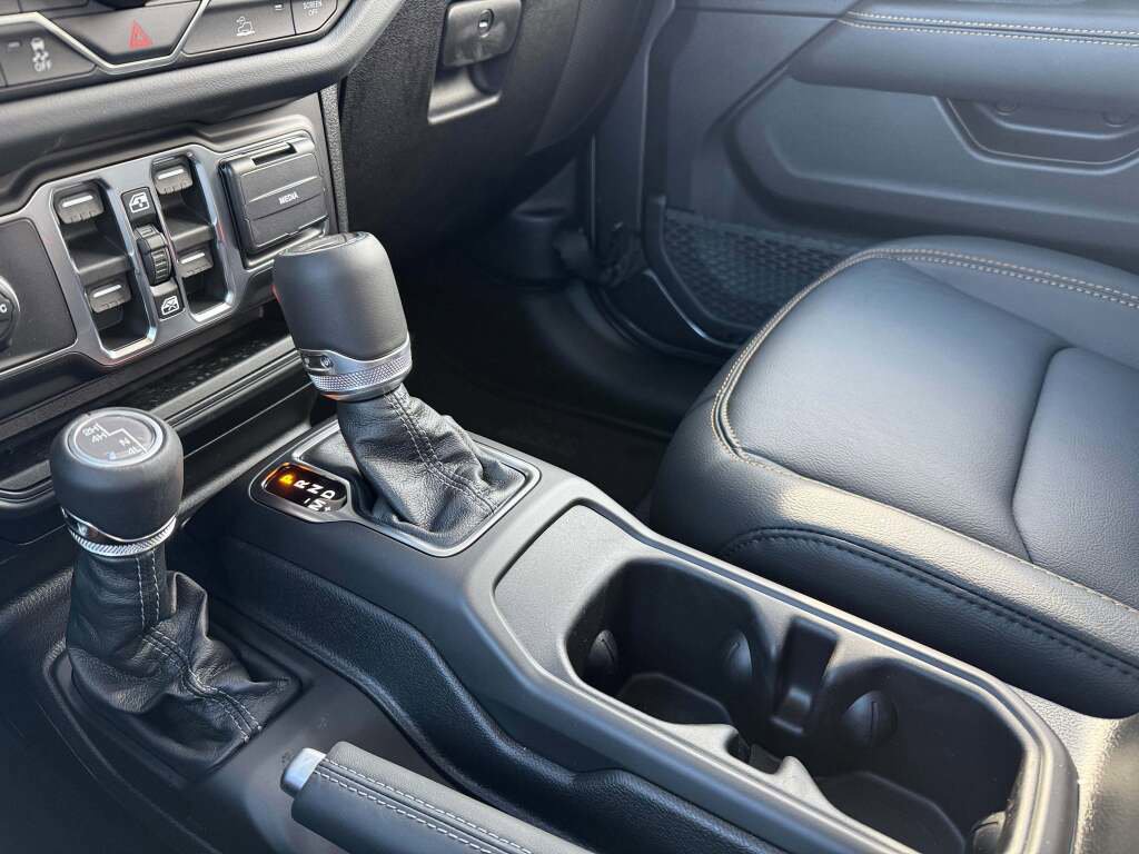 New 2026 Jeep Gladiator Sport image 22