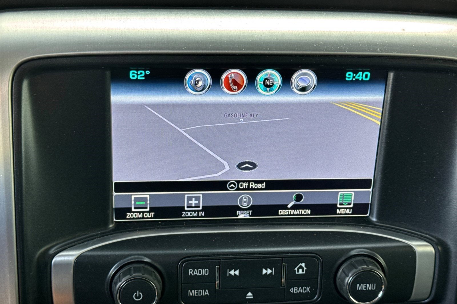 Used 2018 GMC Sierra 1500 SLT w/ SLT Premium Package RWD image 24