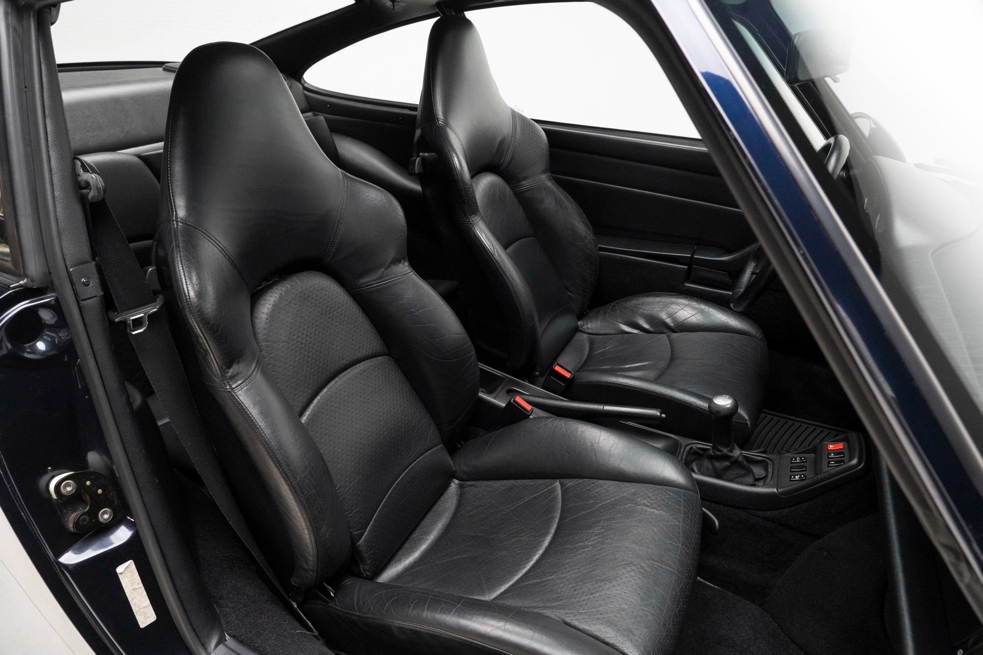 Used 1996 Porsche 911 Carrera 4S AWD/4WD image 43