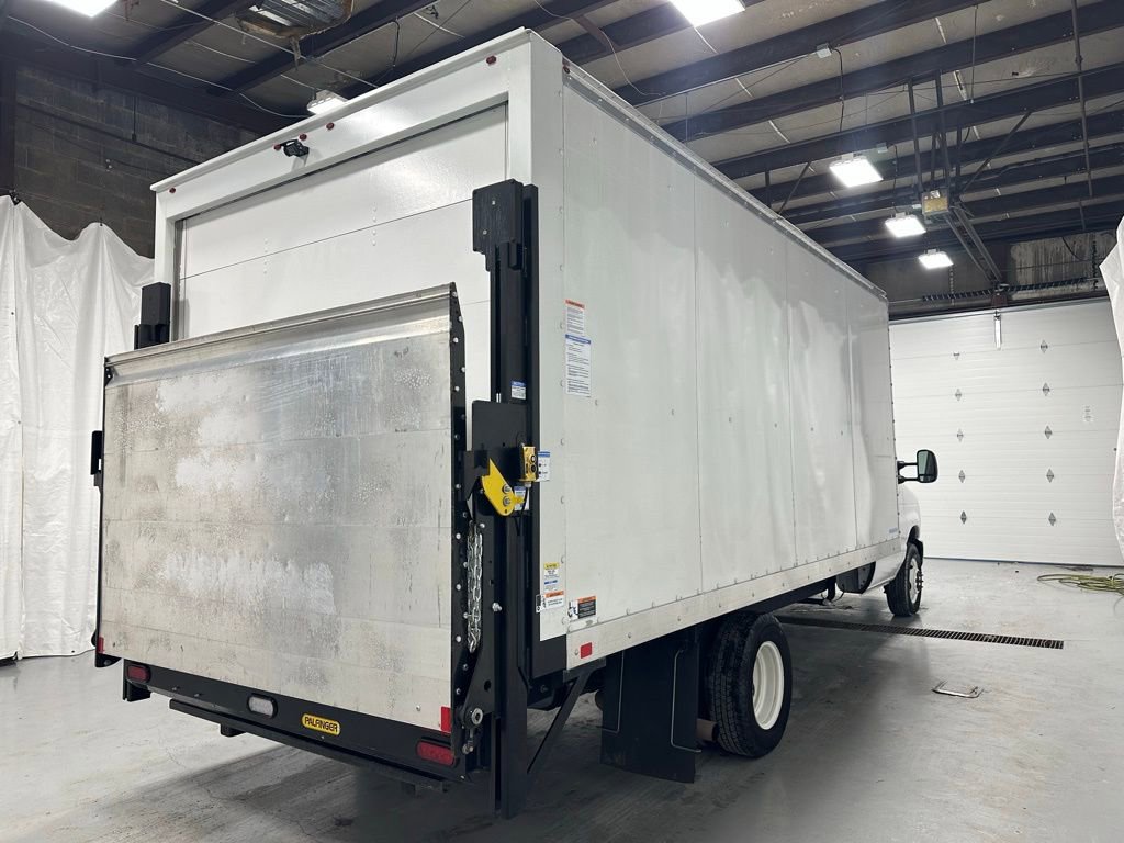 Used 2024 Ford E-350 and Econoline 350 Super Duty image 7