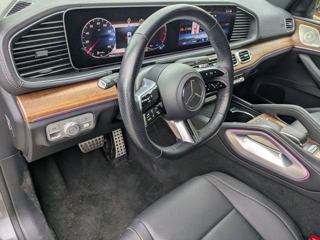 Used 2025 Mercedes-Benz GLS 450 4MATIC image 6