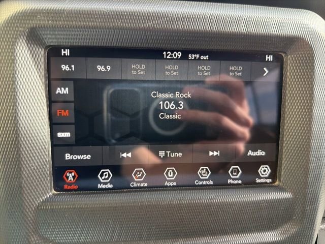 Used 2020 Jeep Wrangler Unlimited Rubicon w/ Steel Bumper Group image 19