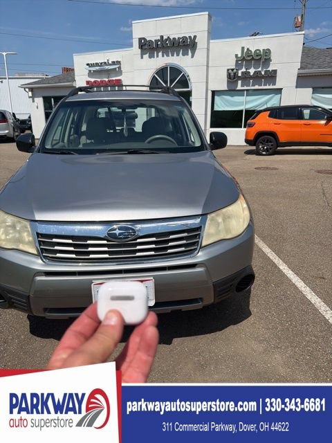 Used 2010 Subaru Forester 2.5X w/ Popular Equipment Group 1A AWD/4WD image 1