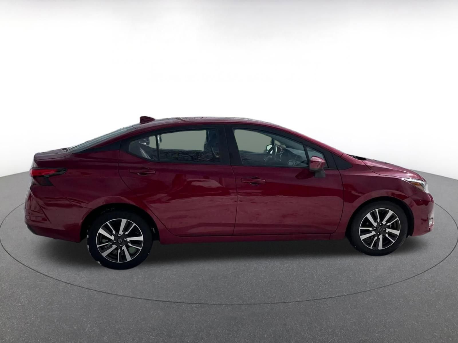 Used 2025 Nissan Versa SV image 16