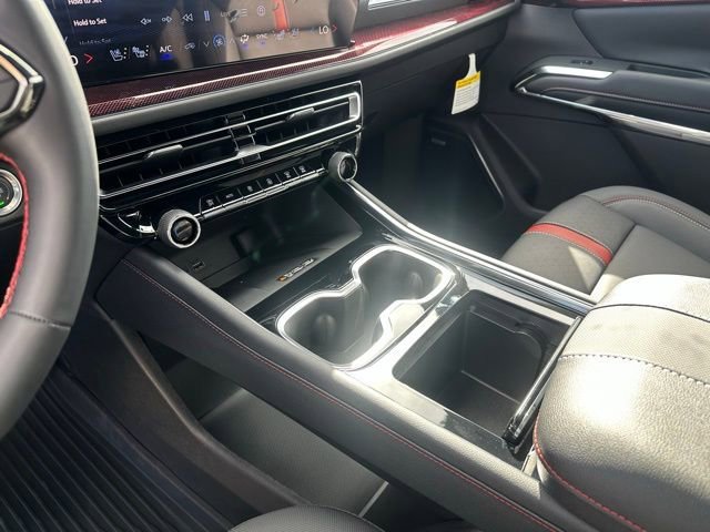 New 2026 Chevrolet Traverse RS w/ LPO, Floor Liner Package image 11