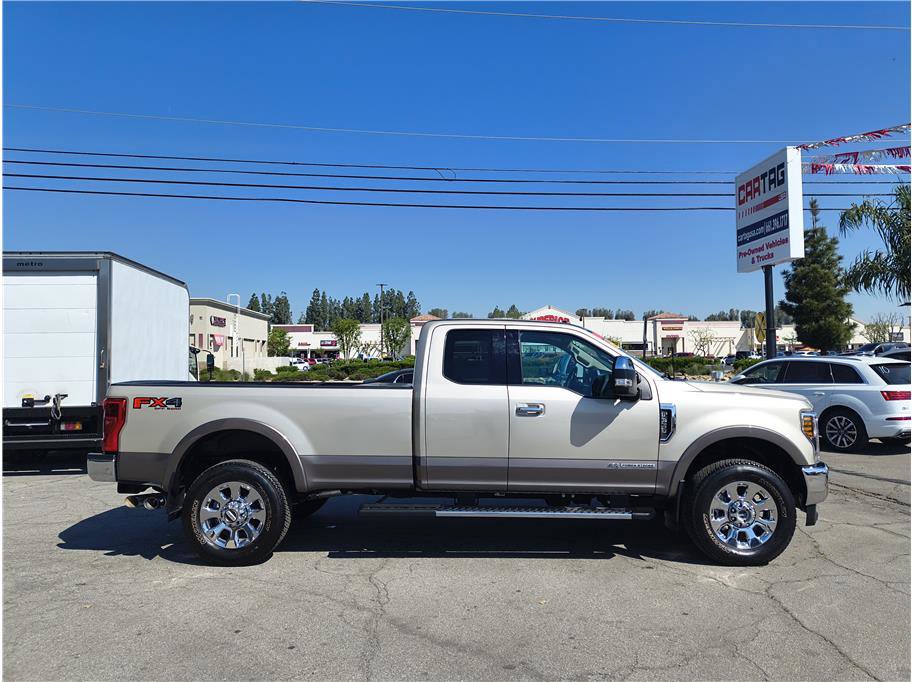 Used 2018 Ford F350 Lariat w/ Tow Technology Bundle image 3