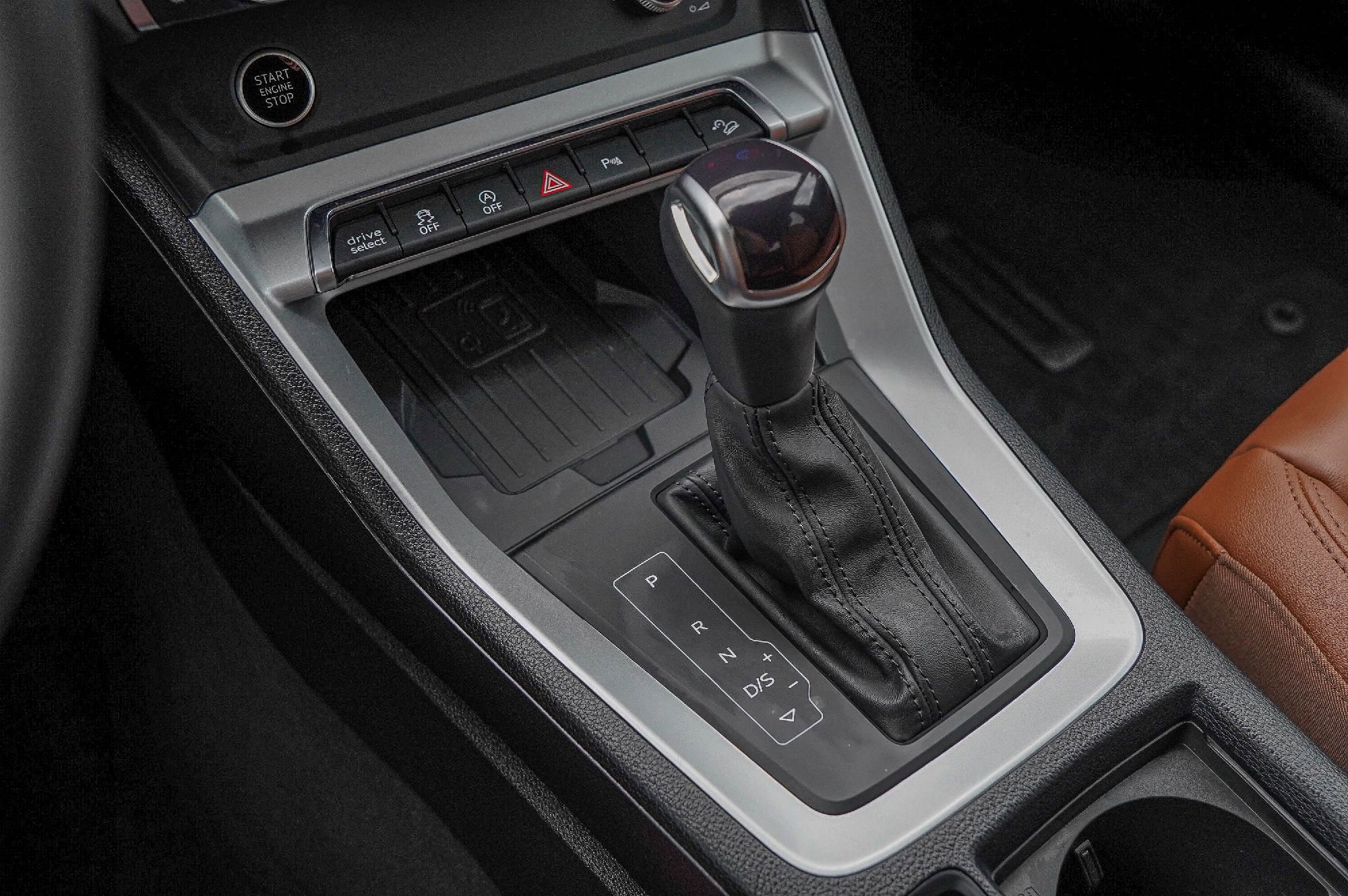 Certified 2025 Audi Q3 2.0T Premium Plus w/ Premium Plus Package image 19