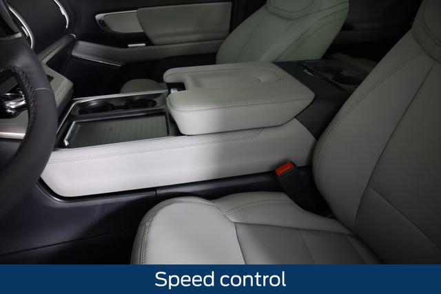 New 2026 Ford Expedition Active AWD/4WD image 54