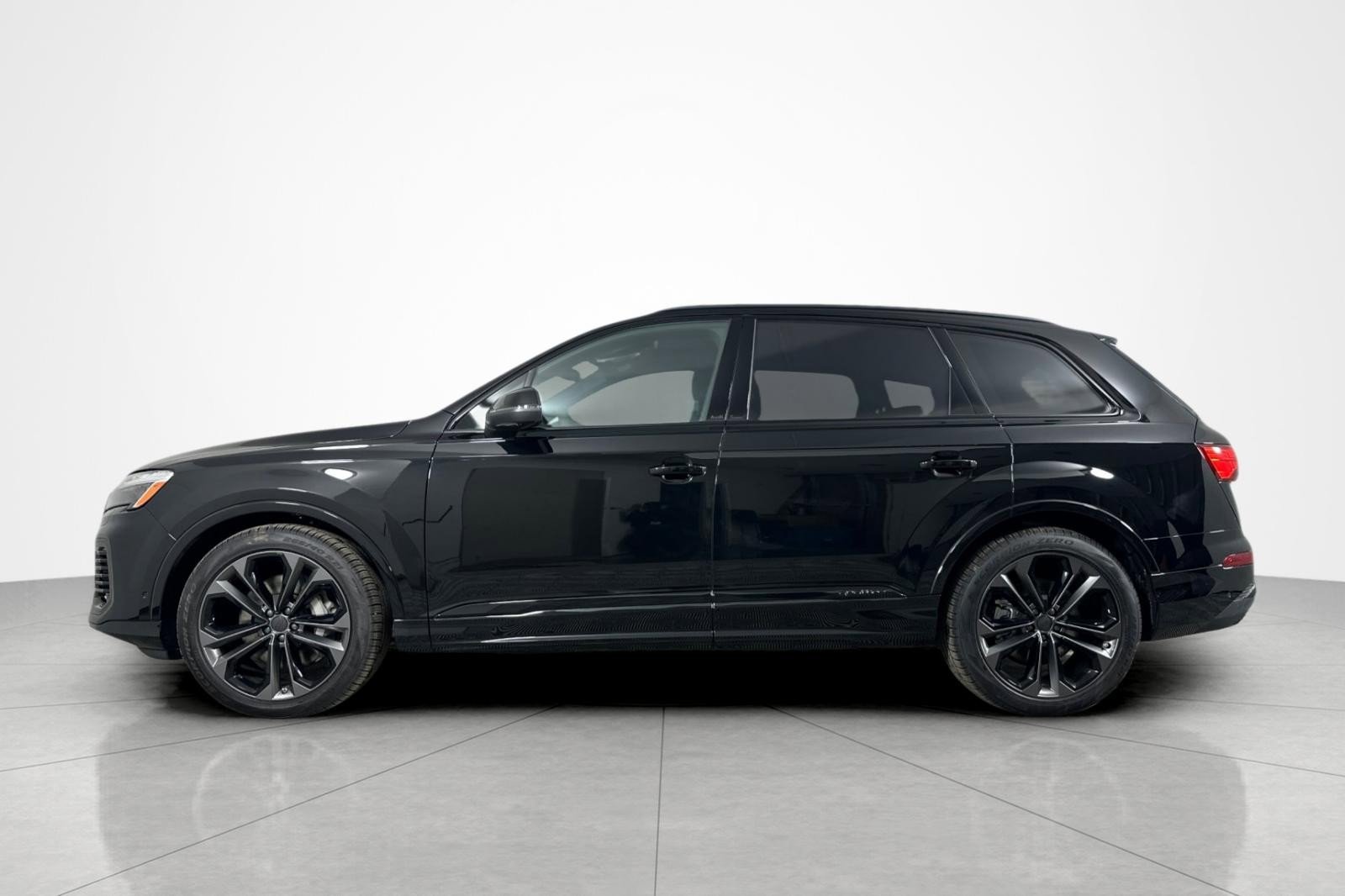 New 2026 Audi Q7 3.0T Premium Plus AWD/4WD image 3