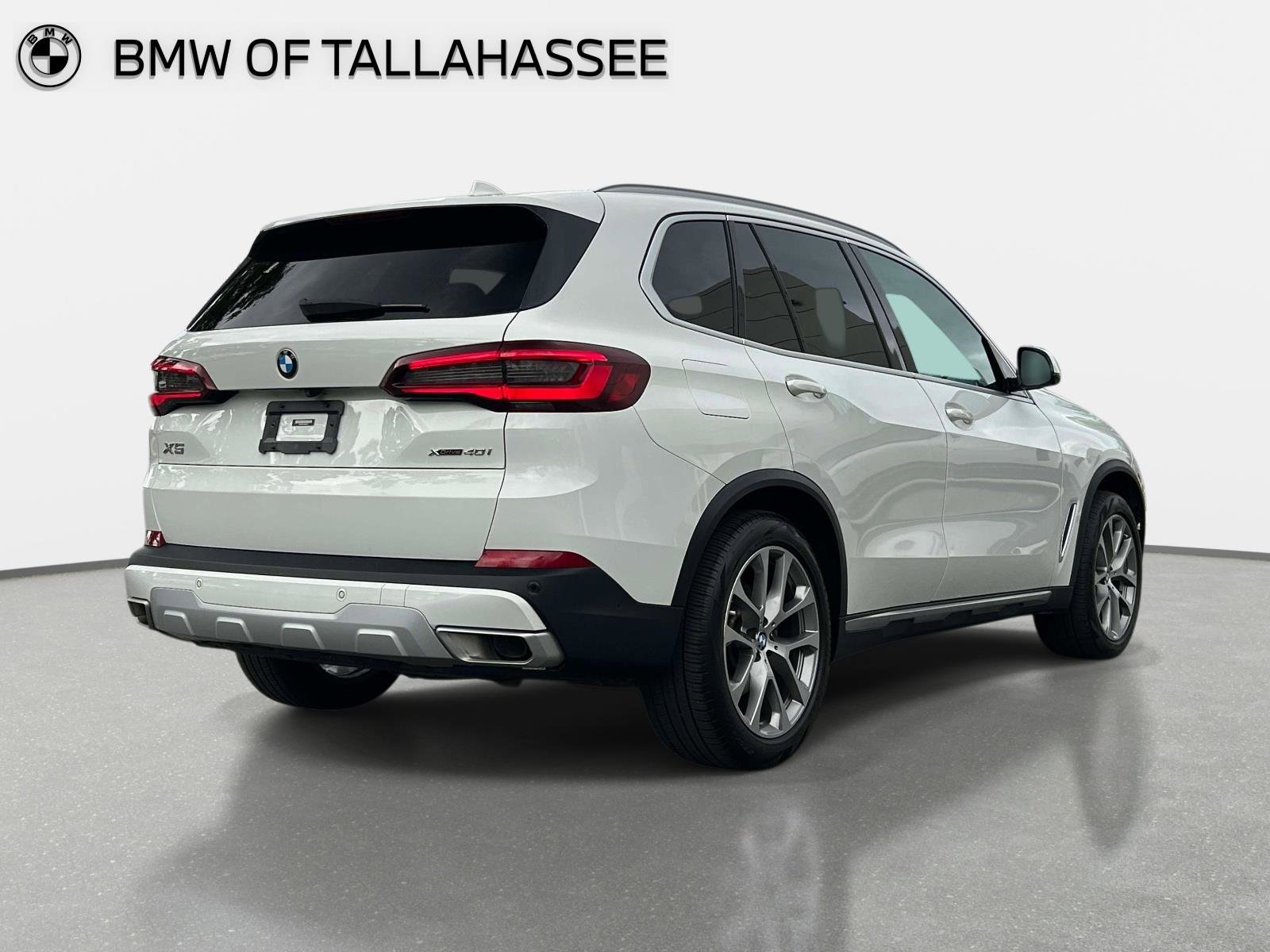 Used 2023 BMW X5 xDrive40i w/ Premium Package image 6