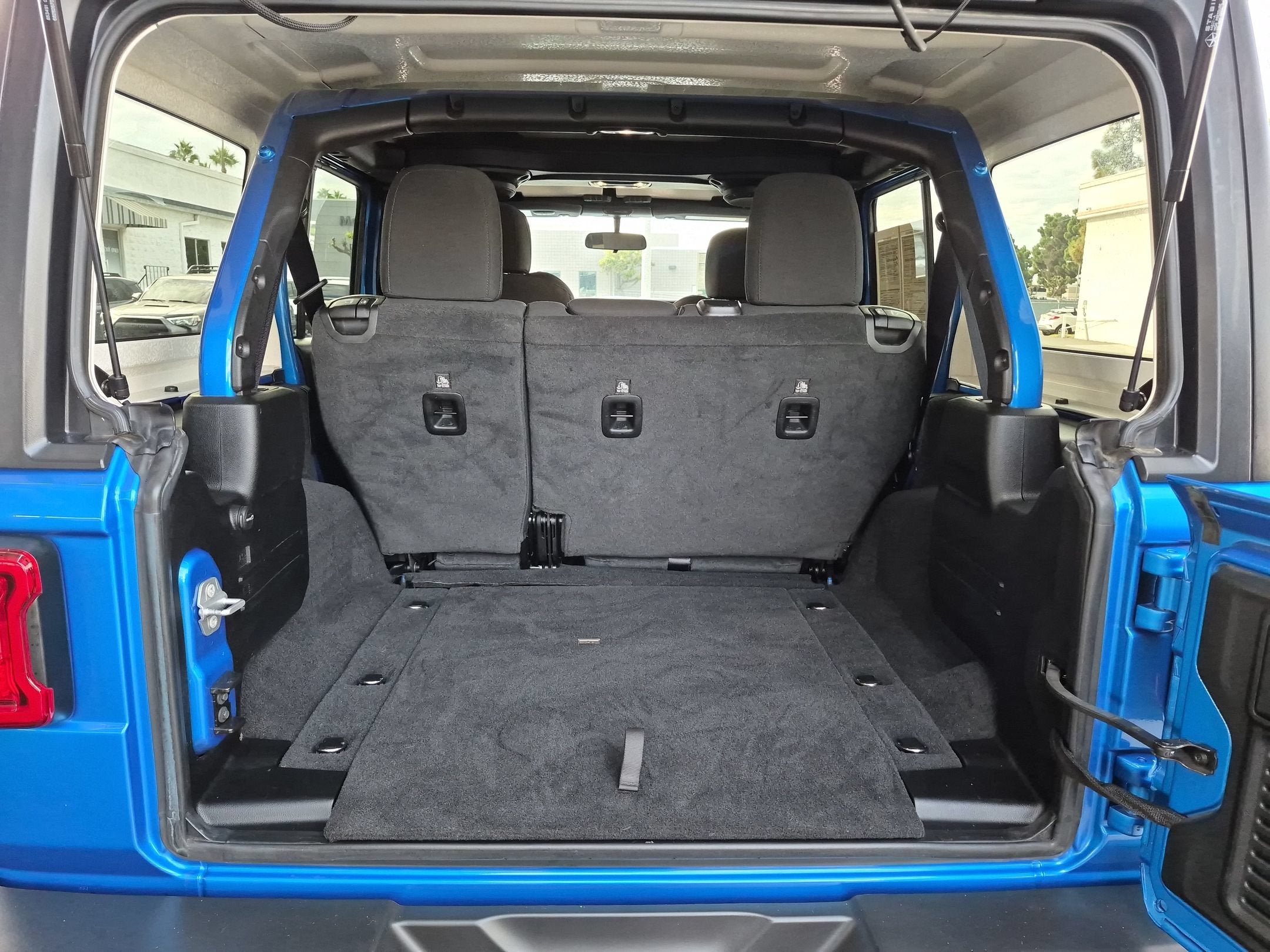 Used 2021 Jeep Wrangler Unlimited Sport AWD/4WD image 22