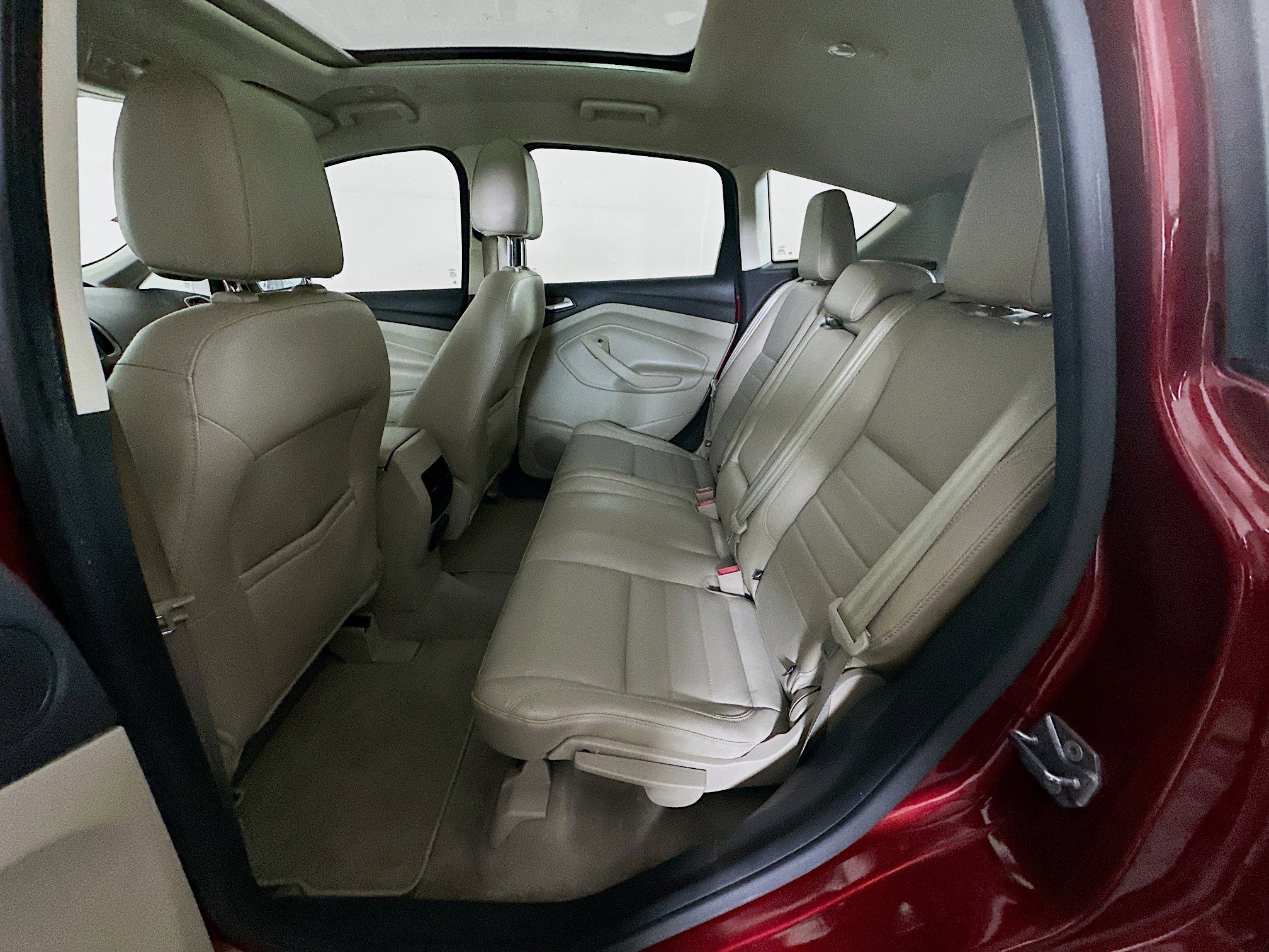 Used 2013 Ford C-MAX SEL image 29