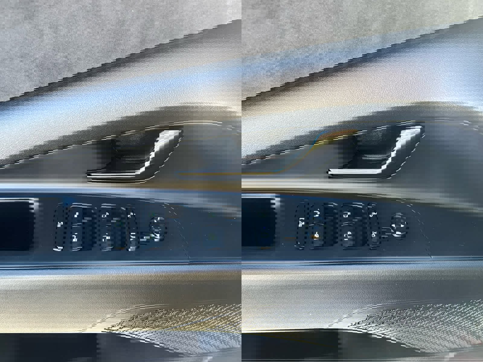 Certified 2023 Hyundai Elantra N FWD image 30