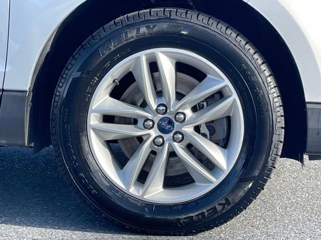 Used 2017 Ford Edge SEL image 19