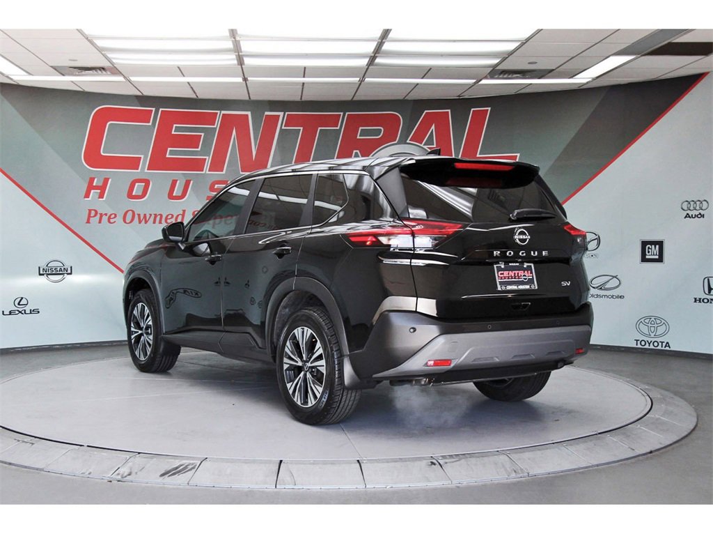 Certified 2023 Nissan Rogue SV image 4