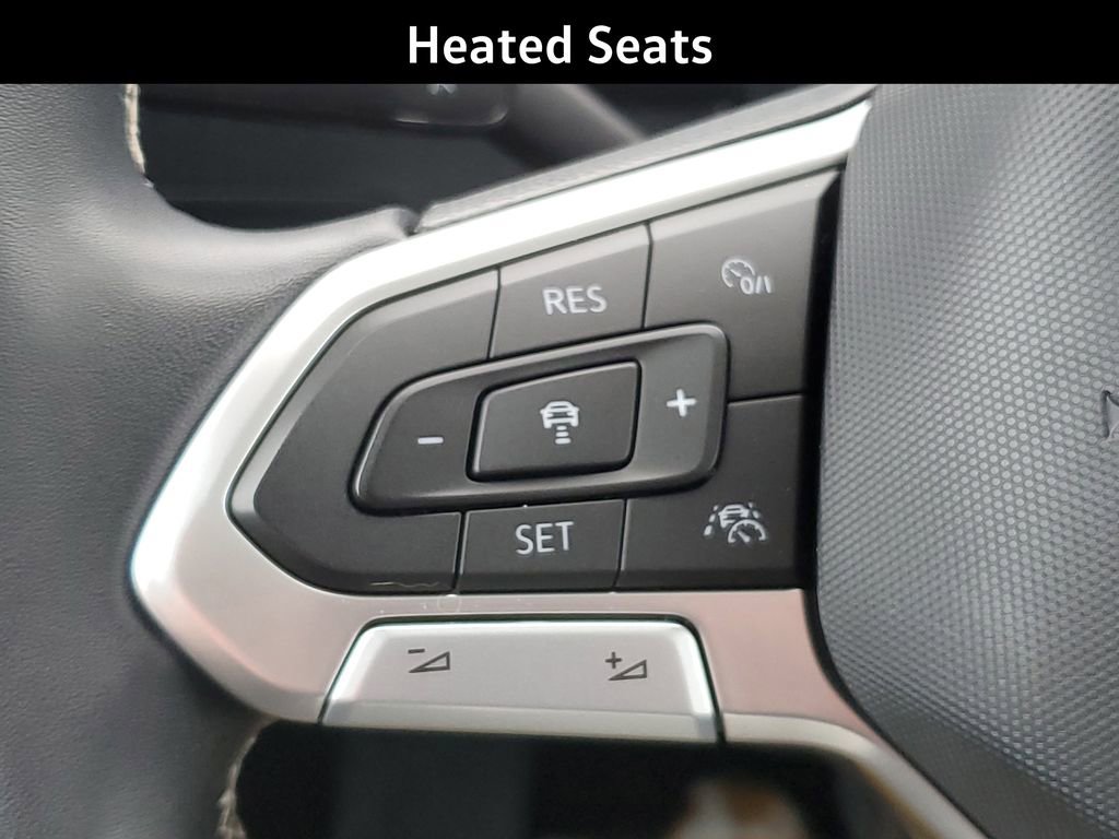 Used 2023 Volkswagen Tiguan SE image 10