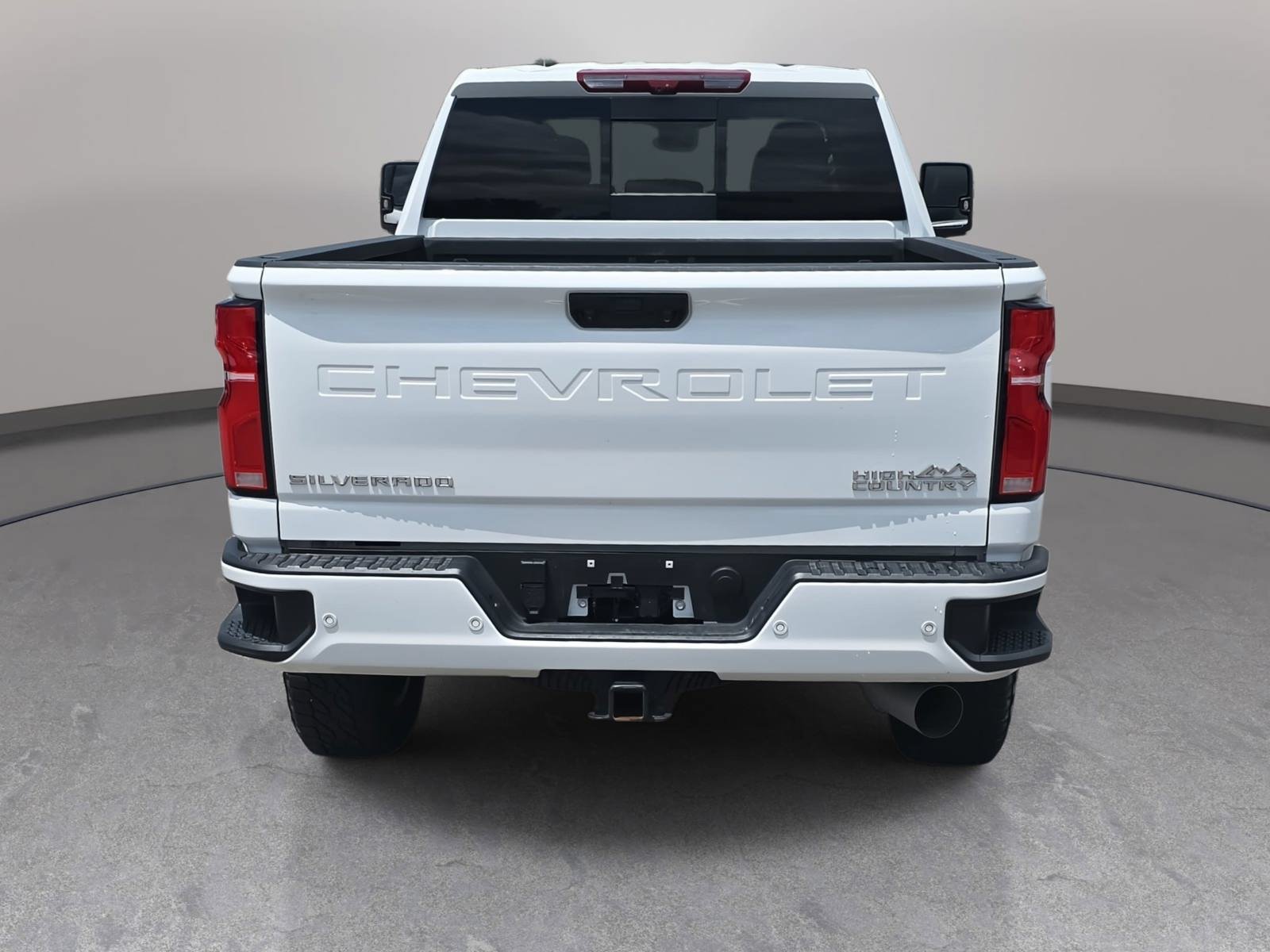Used 2025 Chevrolet Silverado 2500 High Country w/ Technology Package AWD/4WD image 6