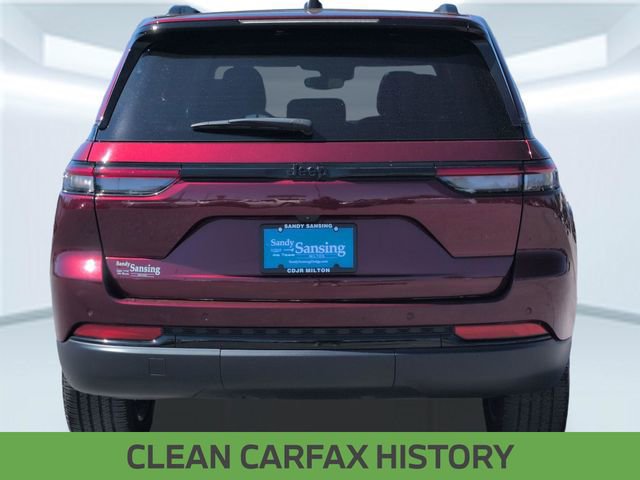 Used 2024 Jeep Grand Cherokee Altitude image 4