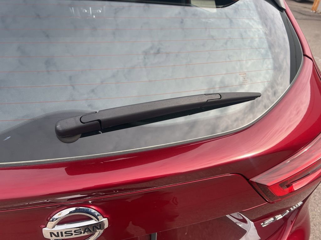 Certified 2022 Nissan Rogue Sport SL image 35