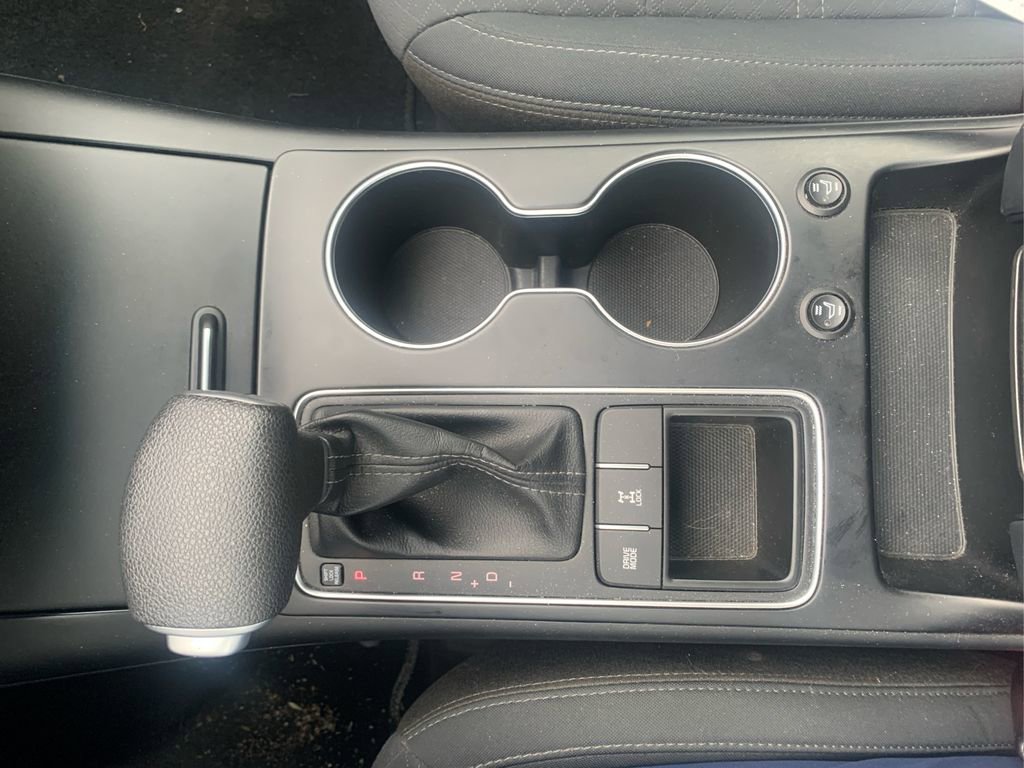 Used 2020 Kia Sorento LX image 18