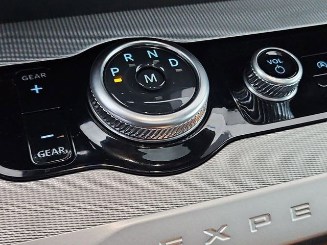 Used 2025 Ford Expedition Max Active image 32
