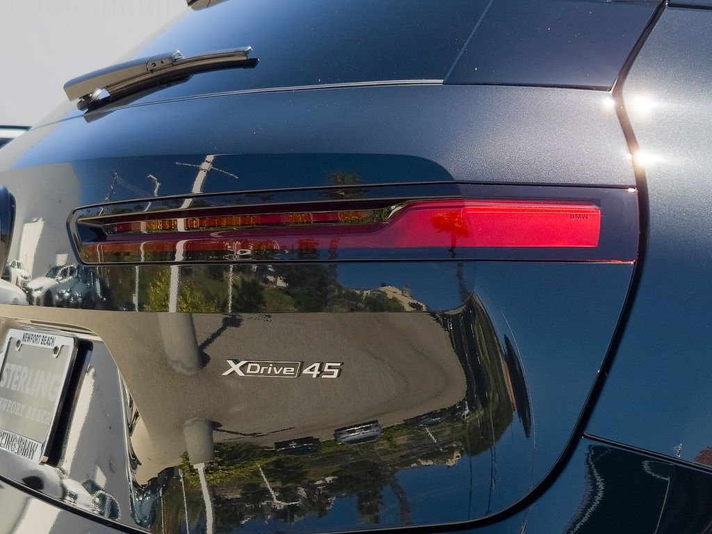 New 2026 BMW iX xDrive45 image 4