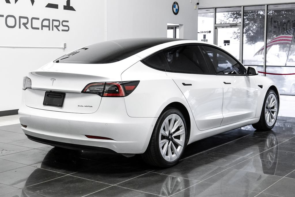 Used 2022 Tesla Model 3 Long Range AWD/4WD image 8