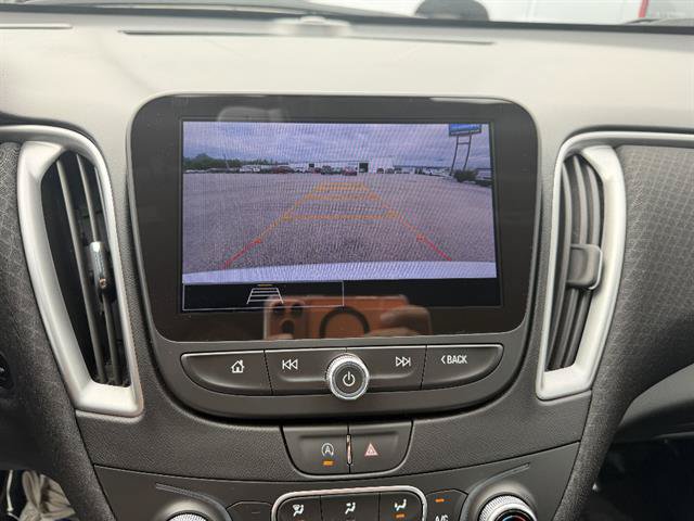 Used 2024 Chevrolet Malibu LT FWD image 36